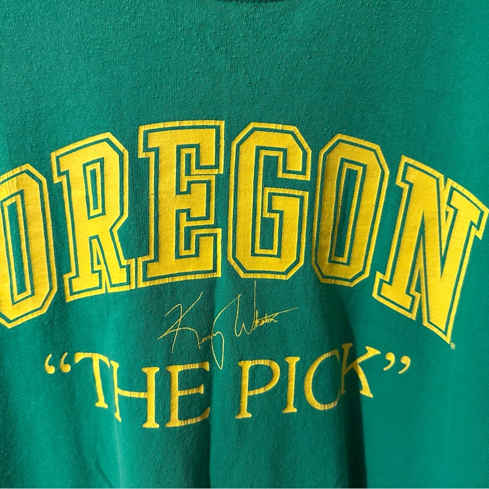 Green Oregon Graphic T-Shirt